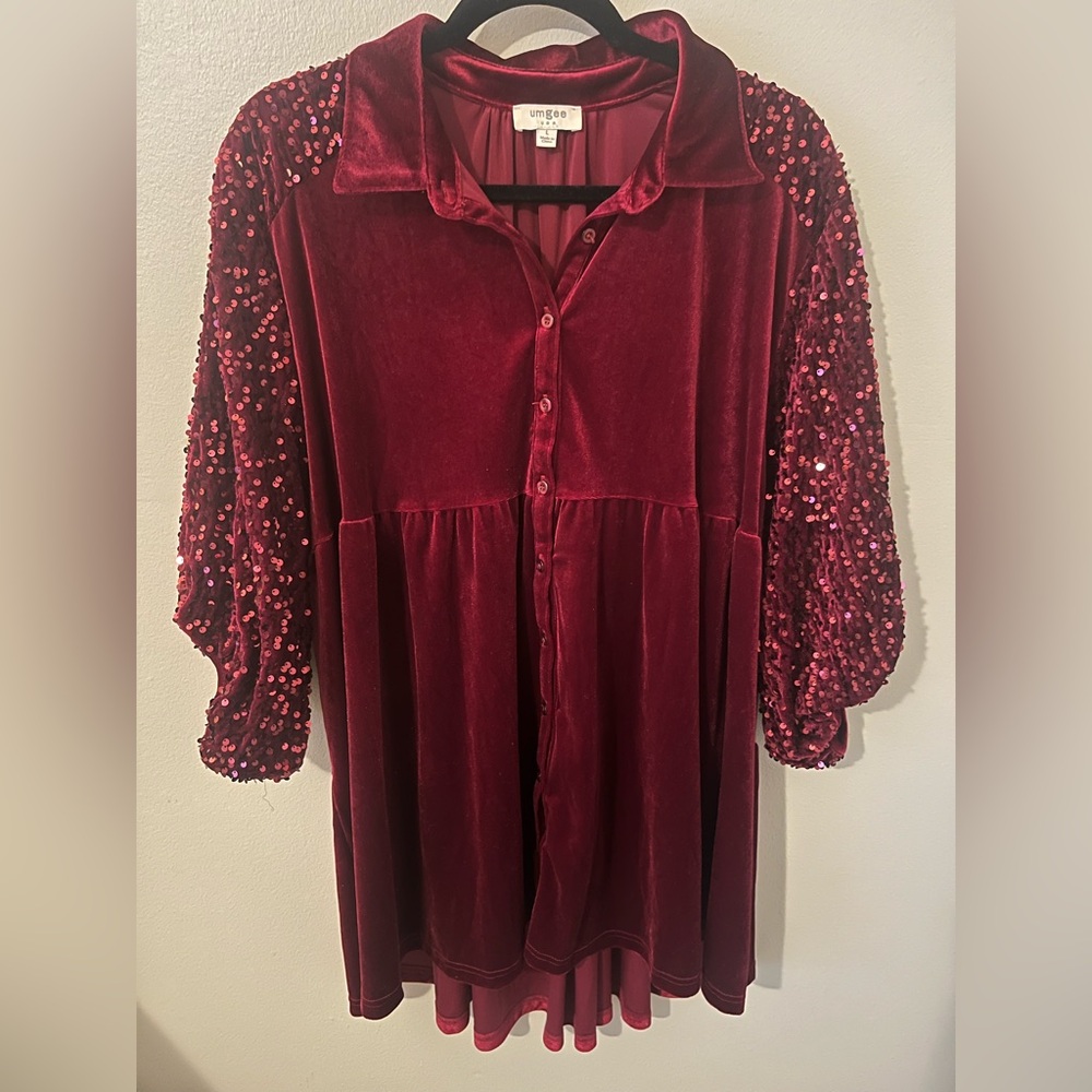 Umgee Burgundy Velvet Sequin Blouse